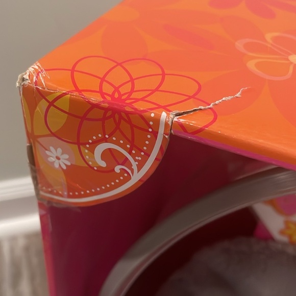 NWT 2017 Retired My Life as a Mini Clear Egg Chair 7” Doll size - Picture 3 of 6